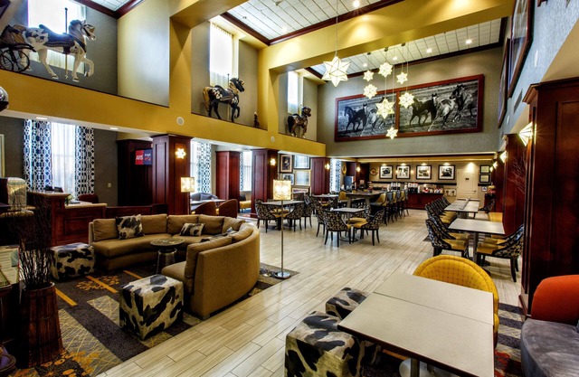 Hampton Inn & Suites Staten Island