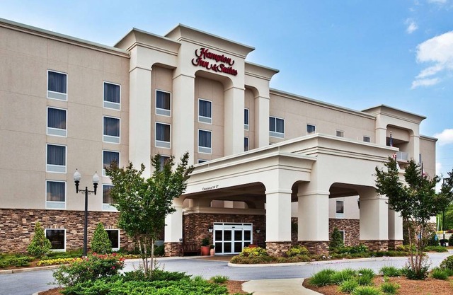 Hampton Inn & Suites Lanett-West Point