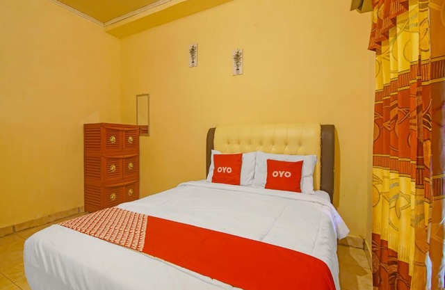 Handira Homestay Syariah Padang RedPartner