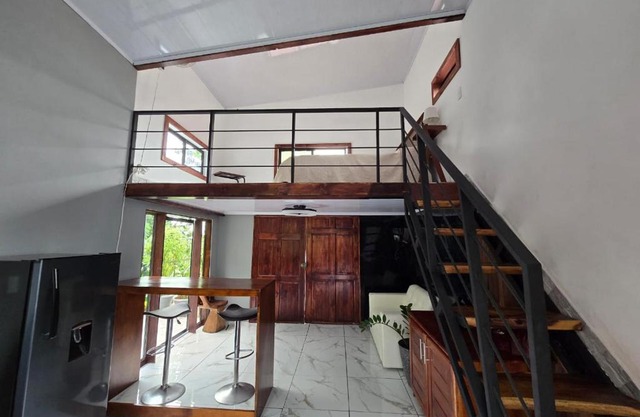 Happy Paradise Lodge