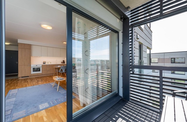 Haraka Apartment With Sunset Balcony