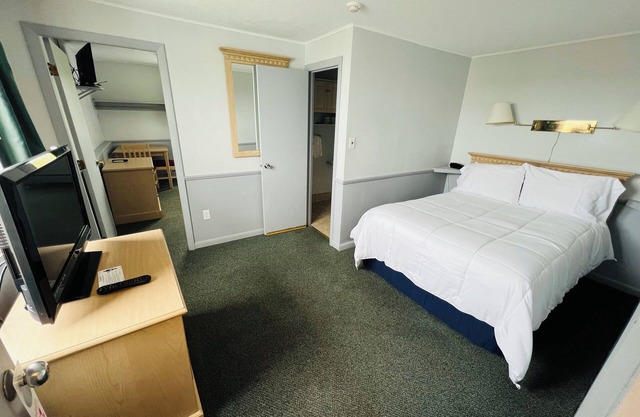 Harbor Landing Resort