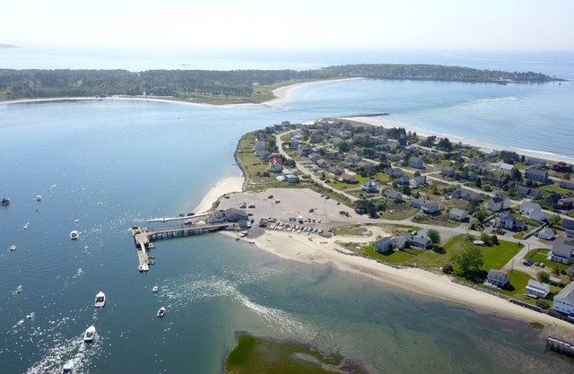 Harbor View Beach Home | Bayley Vacation Rentals | Marsh Views | Outdoor Space