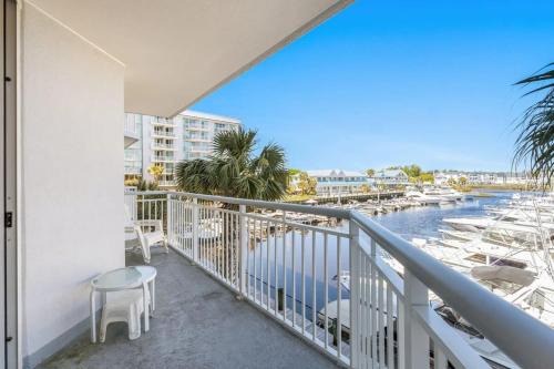 Harbourgate Resort Charming Marina Front Unit 122