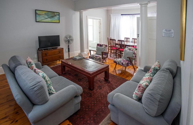 Harcourt Lodge