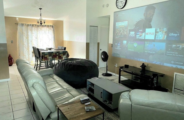 Hard Rock Escape – Luxe Stay w/Theater,Grand Patio,1.5mi to Stadium, City Nexus