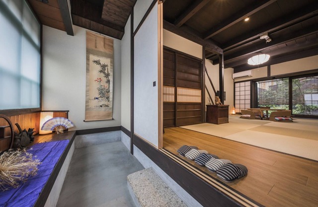 Harmony with the tasteful beauty unique to an old /Kyoto Kyōto