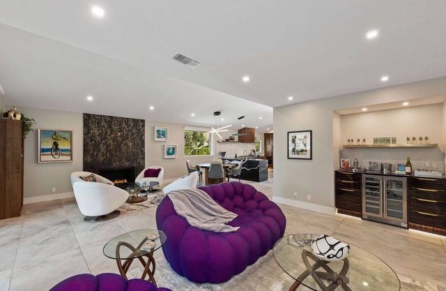 Harriet's Hideaway Newly Renovated, Modern Luxury in South Palm Springs