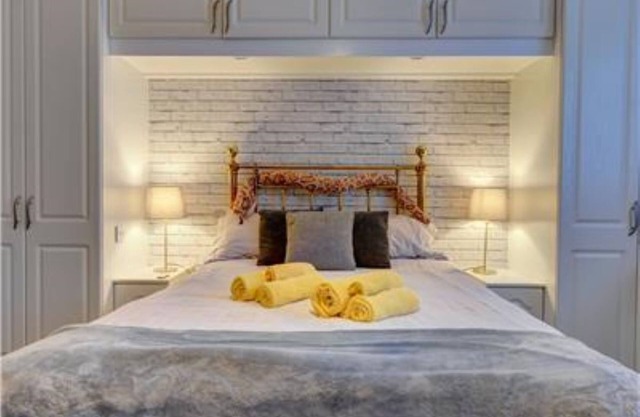 Harry's House (Muggles Welcome Too!) Swish & flick your way through Harrys House