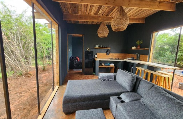 Hartbees Bush Lodge 1