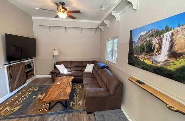 Harte's Haven Mountain Retreat in the Woods