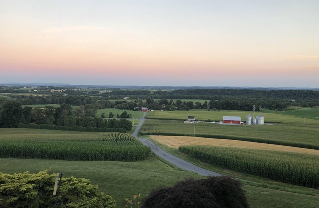 Harvest Hill - Fredericksburg Home with a View