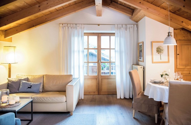 Haus Lesch - Stilvolle Appartements mit tollem Bergblick in Kreuth am Tegernsee