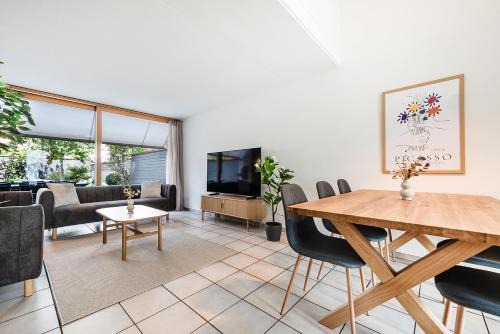 Haus mit Garten, Sauna und Parkplatz