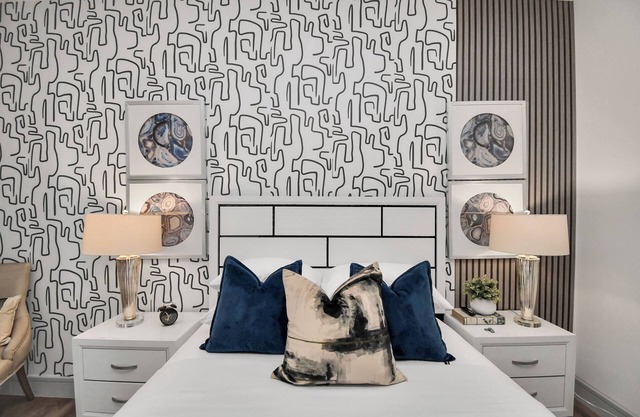 Haus of Blues🌇Modern & Urban 2BR at TX Med Center with Private Parking