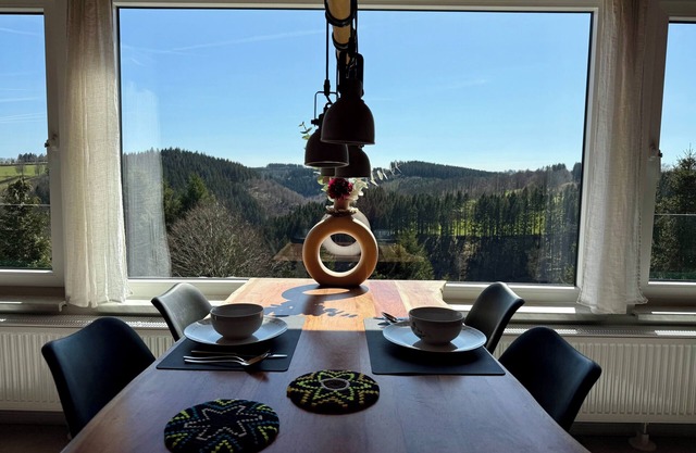 Haus Panoramablick-FeWo 1/stylish apartment with breathtaking views