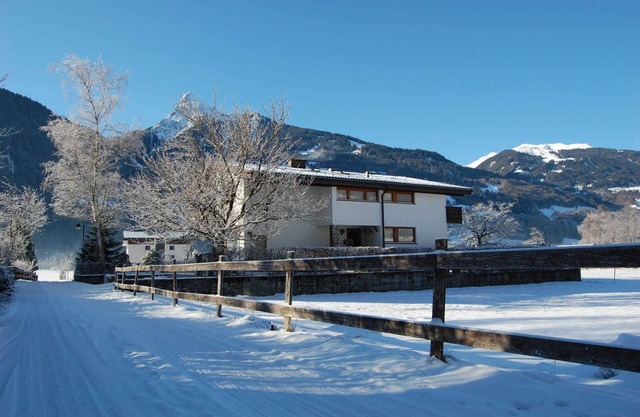 Haus Sonnblick - FH Sonnblick with 4 bedrooms near the ski lift