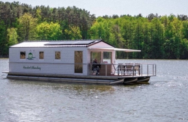 Hausboot Arielle für Max. 8 Personen im Ruppiner Seenland