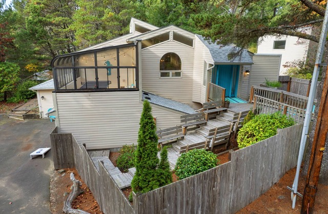 Haven MCA#462 Gorgeous family home, dog Ok, ping pong, air hockey, foosball
