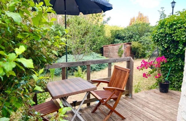 Haven of peace, in the heart of the Luberon, Furnished apartment for 3 people, 5 minutes from Lourmarin