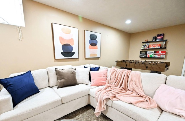 Haven on Hollywood: Family Fun & Centrally Located