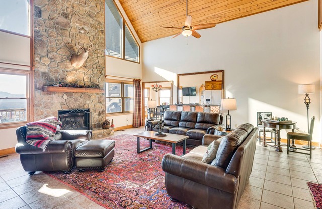 Hayesville Home w/Hot Tub + Mountain Views!