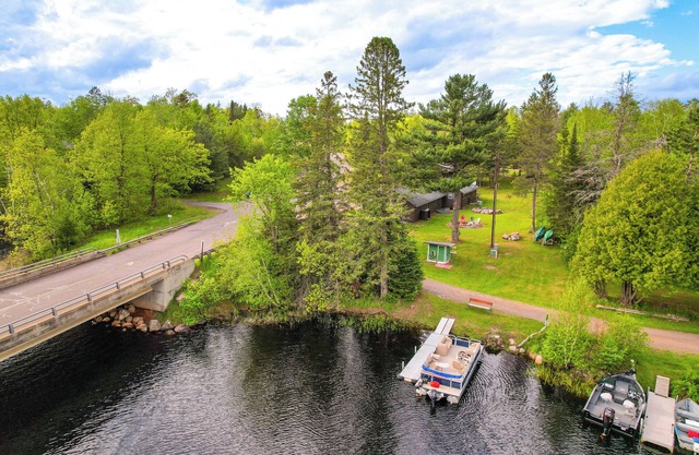Hayward Retreat on the Chippewa Flowage w/Dock!
