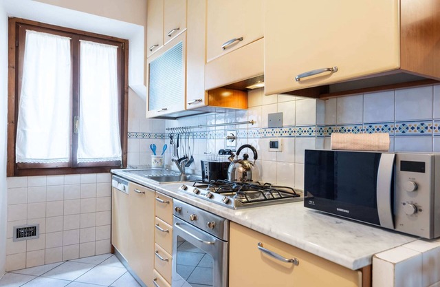 Heart of Florence Pitti 2 Bed-apartment