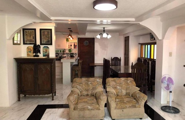 Heart of Paete Laguna, Camarero Transient House