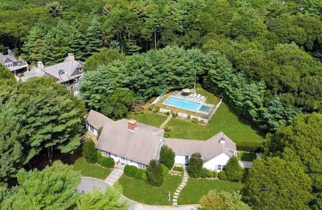 Heated pool, close to beach. RPMS125