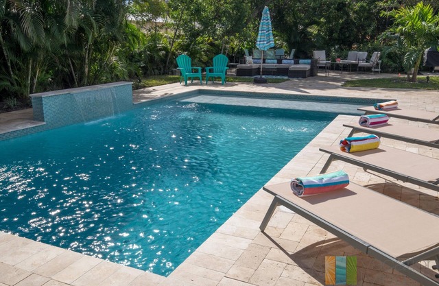 Heated Saltwater Pool, Spacious home, Close to Altantic Ave & Beach!