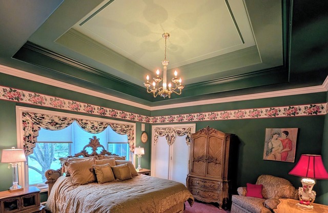 Heavenly Hosted Living Oasis