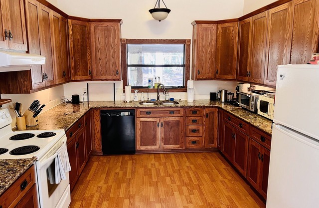 Heavenly Ranch | 20 Acres | 45 mins to ATX airport