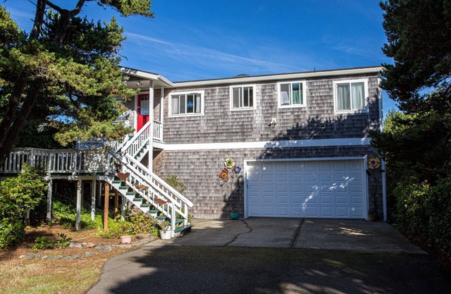 Heceta Hideout, 3-min walk to Heceta Beach!