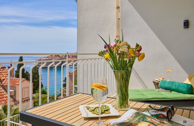 Hedera Estate, Hedera A9