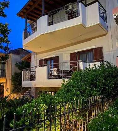 Helen’s house