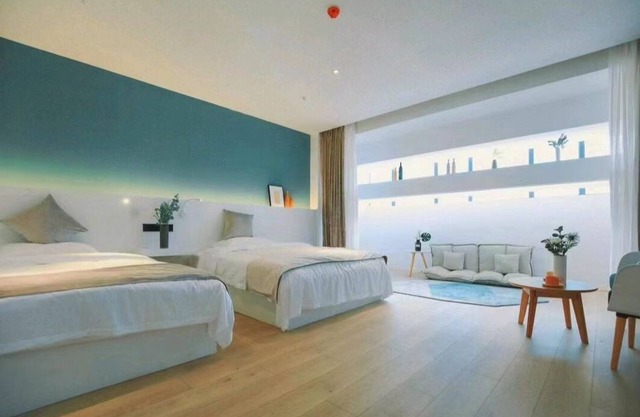 Heli Hotel