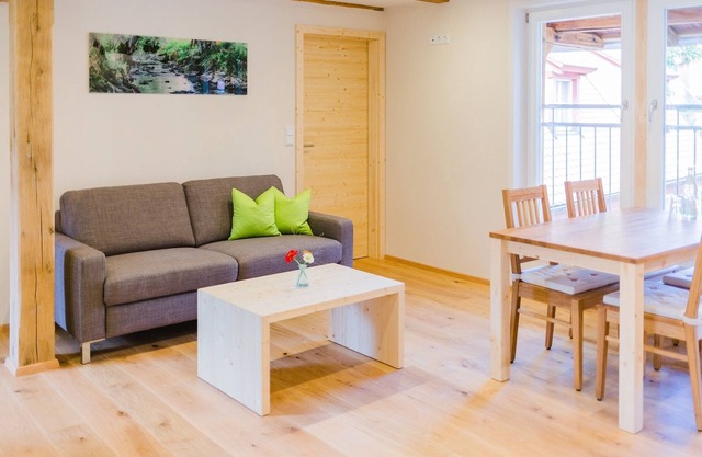 Helle Ferienwohnung (55qm) für 4 Personen mit 2 Schlafzimmern
