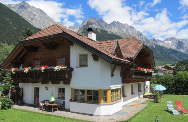 Hellweger Apartments