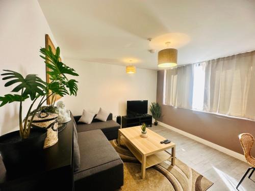 Hemel Apartments- Sunset retreat