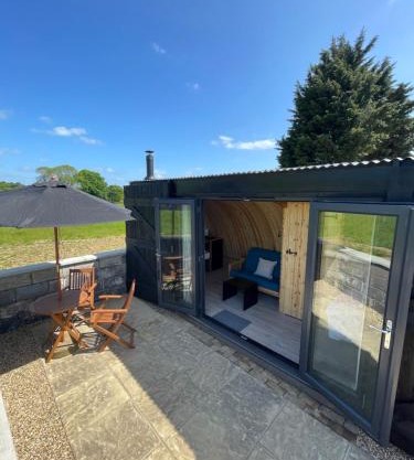 Henny Riverside Glamping