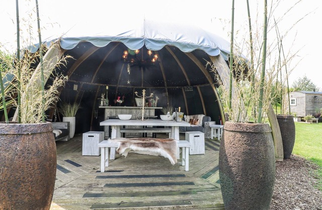 Herbie's Shepherds Hut at Shepherds Lodge