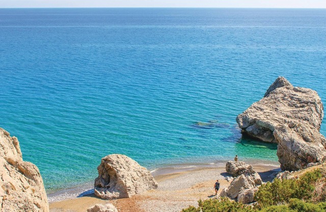 Here, about 60 km from Iraklio or Heraklion, a very relaxing area of Crete awaits you.