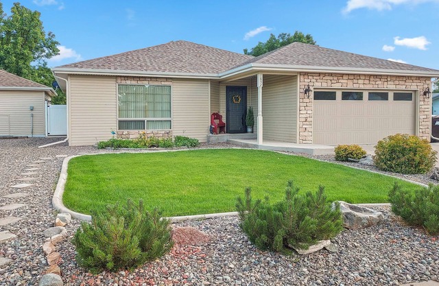 Hermosa Haven Central Location
