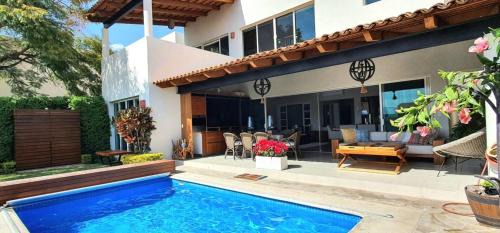 Hermosa y exclusiva casa en La Reserva en Ajijic