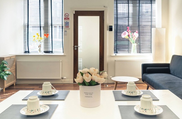 Hidden Gem in the Heart of the City, Freshly Renovated, Entire Apartment!