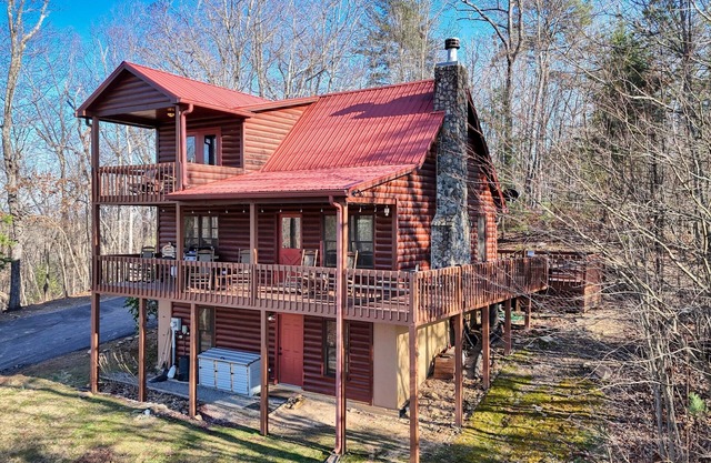 Hidden Hills, Cabin for Family Getaway with Mountain Views! - Hot Tub and Wifi