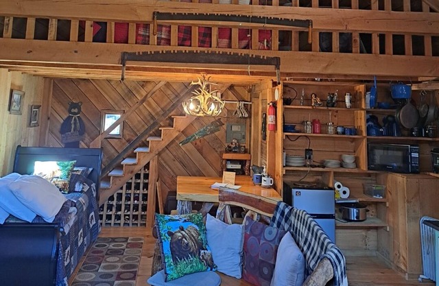 Hidden Mountain Cabin with wildlife sightings