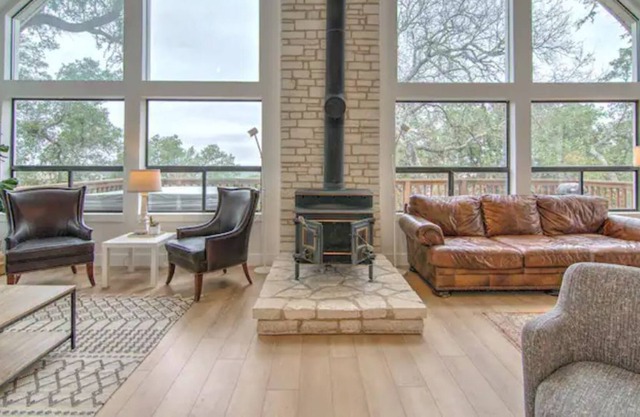 Hidden View Lodge-Spacious House, View & Hot tub