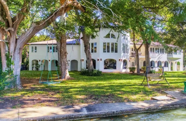 Hideaway Haus at Lake McQueeney